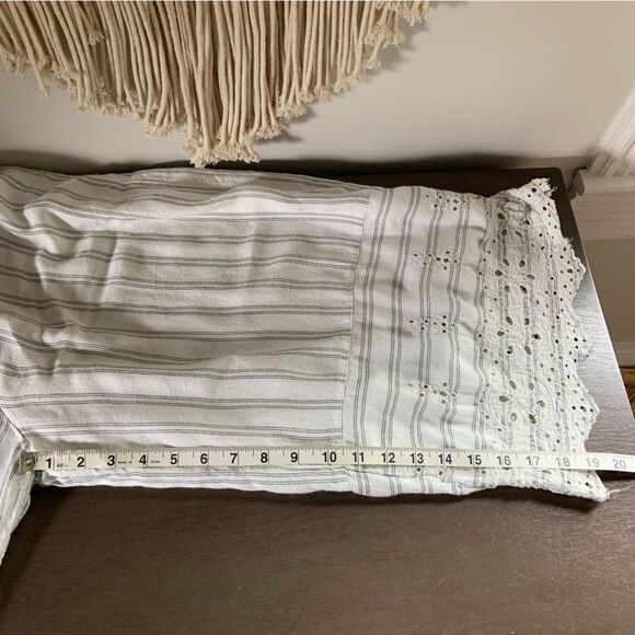 AMERICAN EAGLE Wide Leg Cropped Embroidered Crochet Beach Pants Black Stripe XS - Picture 15 of 15